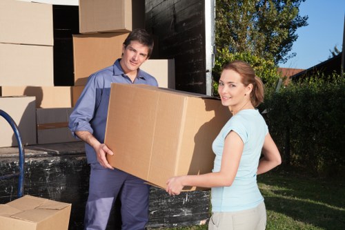 Local moving service support for homes and flats in Hounslow
